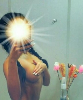 💫
У меня есть все необходимые возможности для того, чтобы подарить тебе незабываемую ночь или страстные часы наслаждения. 💋 Мое тело сделано для грехов и я готова исполнить все твои фантазии и желания, доставляя тебе исключительное удовольствие. 😈
Мои услуги включают в себя классический и эротический массаж, оральный секс, различные игры, а также эксперименты с позами и ролевыми играми. Моя любовь к сексу бесконечна, и я готова делиться ею с тобой. 😉
Если ты хочешь, чтобы твоя фантазия стала реальностью, то не стесняйся и напиши мне! Я гарантирую полную конфиденциальность и восхитительное время вместе. ❣️
Отзывы моих клиентов говорят сами за себя – они оставались в восторге от наших встреч и никогда не устают хвалить мои навыки и нежность. 😍
Жду тебя, чтобы согреть наши тела страстью и насладиться друг другом в Москве! 💞 Фото – 100% мои! ✨ 15674, 26 лет